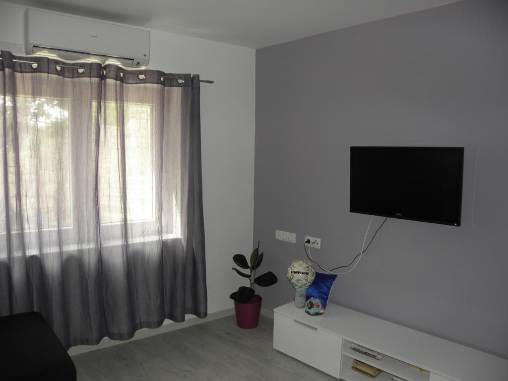 Apartment Jartic Betina  Zimmer foto
