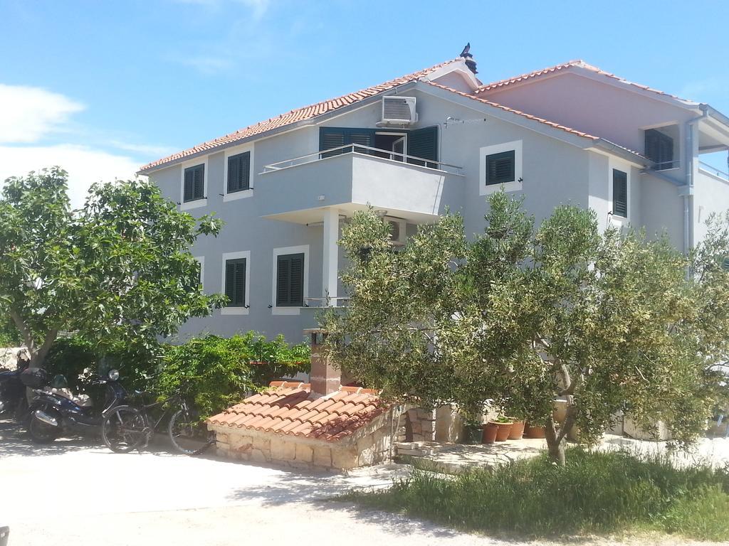 Apartment Jartic Betina  Exterior foto
